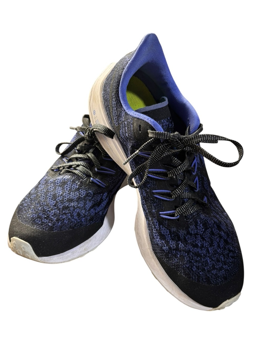 Nike Air Zoom Pegasus 36. 7Y (8.5 women’s)